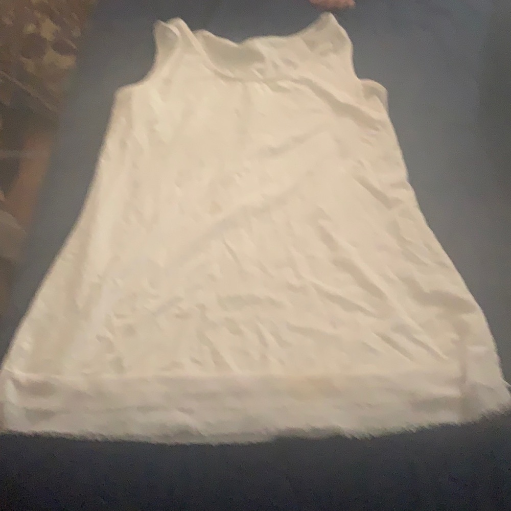 Coldwater Creek sz M (10/12) white tank!